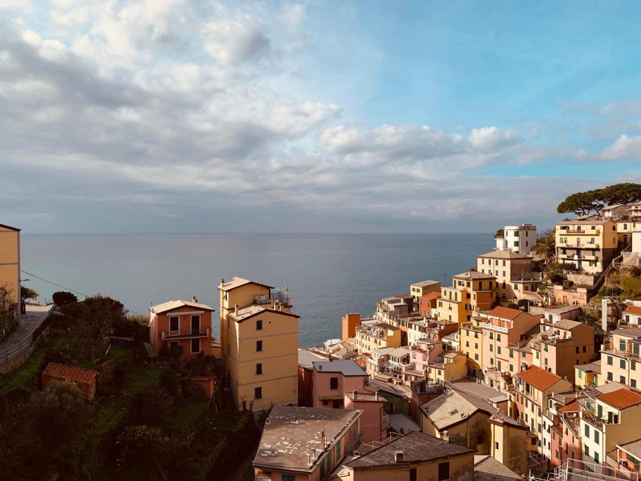 Cinque Terre Coast To Coast Hotel Riomaggiore Exterior photo