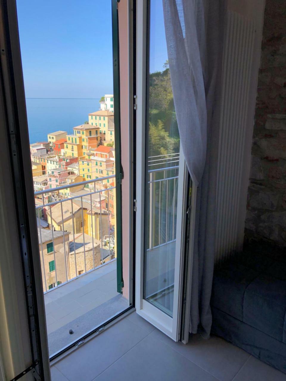 Cinque Terre Coast To Coast Hotel Riomaggiore Exterior photo