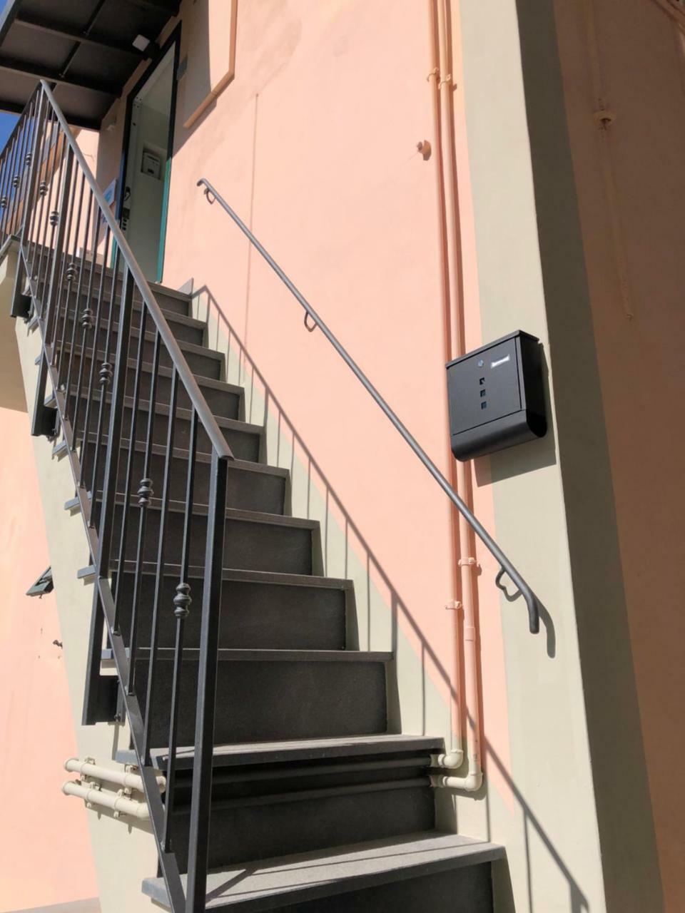 Cinque Terre Coast To Coast Hotel Riomaggiore Exterior photo